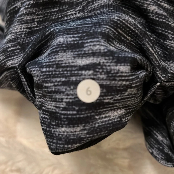 Lululemon Wunder Under Stirrup Leggings - Picture 5 of 7